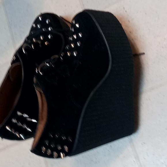 Odeon faux suede spike stud vegan shoes - Picture 2 of 6